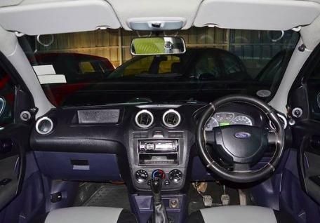 Used Ford Fiesta Classic LXI 1.6 2011