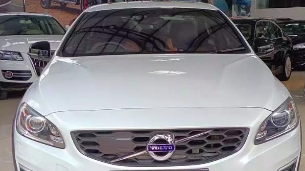 Used Volvo S60 Cross Country Inscription 2019
