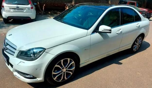 Used Mercedes-Benz C-Class 220 CDI AT 2012