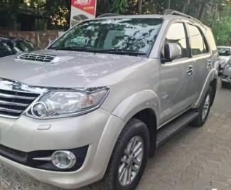 Used Toyota Fortuner 2.8 4x2 AT 2012