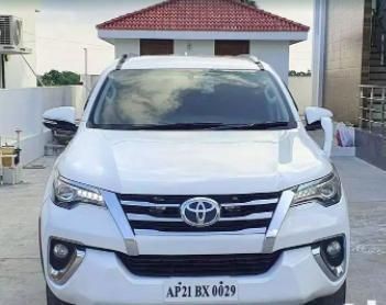 Used Toyota Fortuner 2.8 4x2 MT 2017