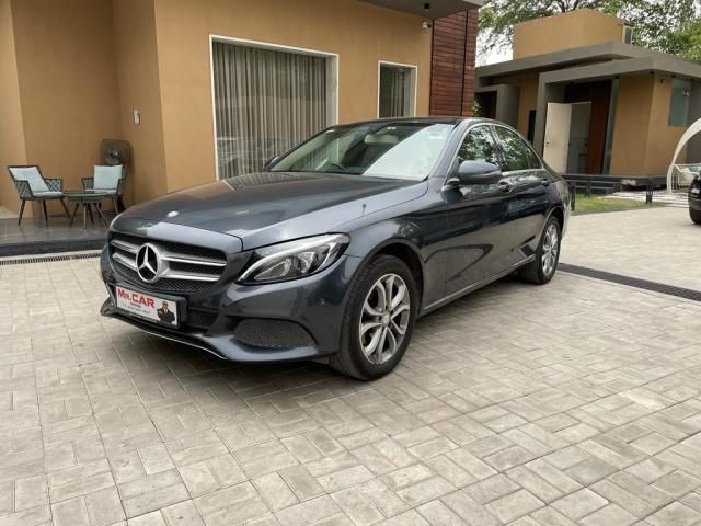 Used Mercedes-Benz C-Class 220 CDI AT 2017