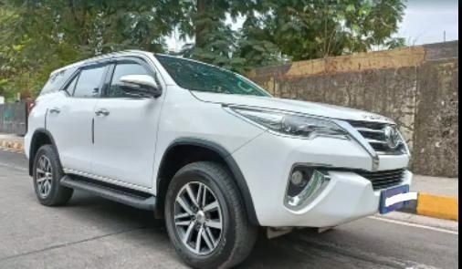 Used Toyota Fortuner 2.8 4x2 AT 2016
