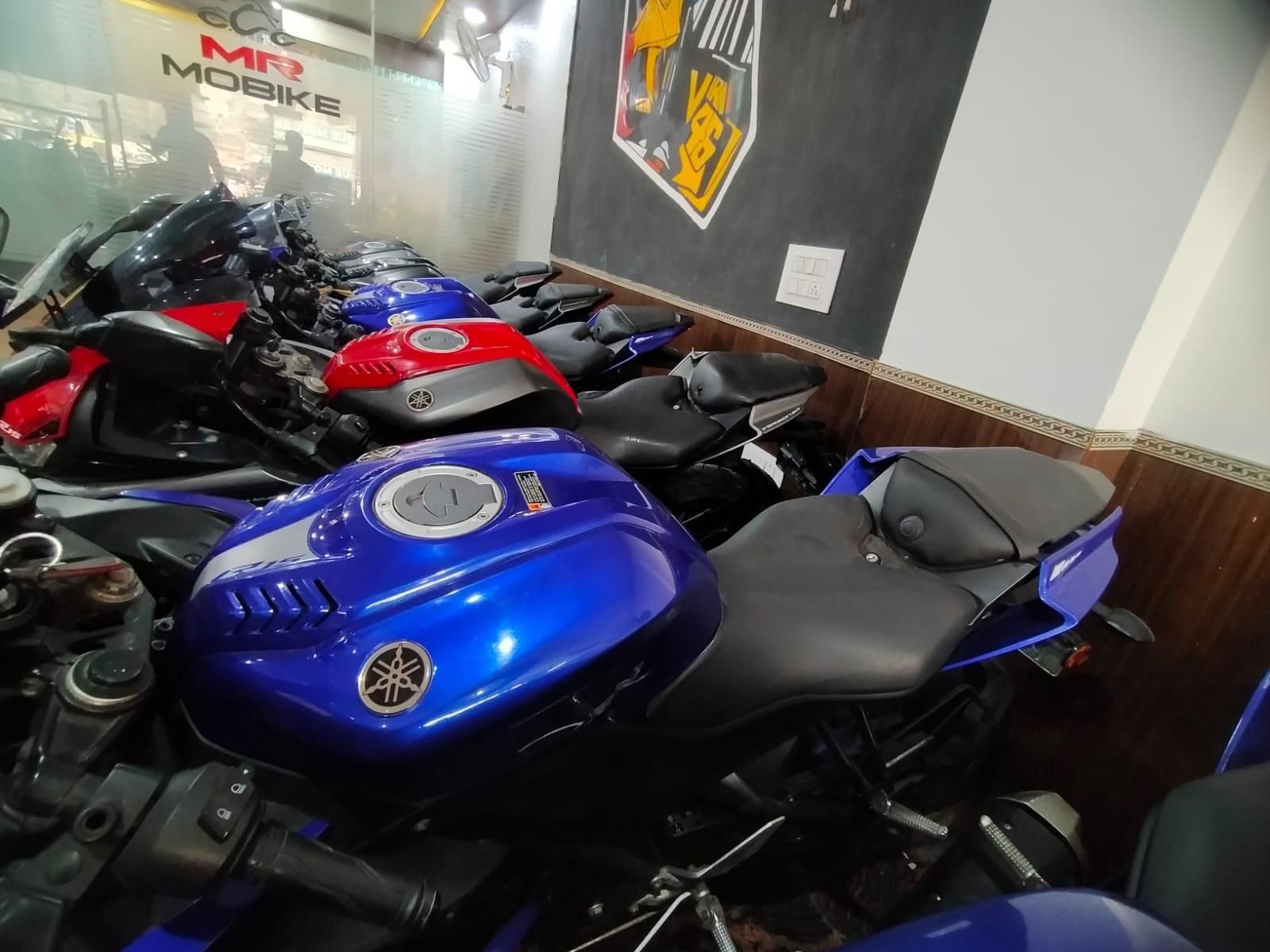 Used Yamaha YZF-R15 V3 150cc ABS Racing Blue BS6 2021