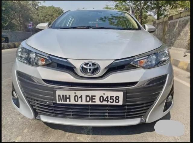 Used Toyota Yaris V AT 2018