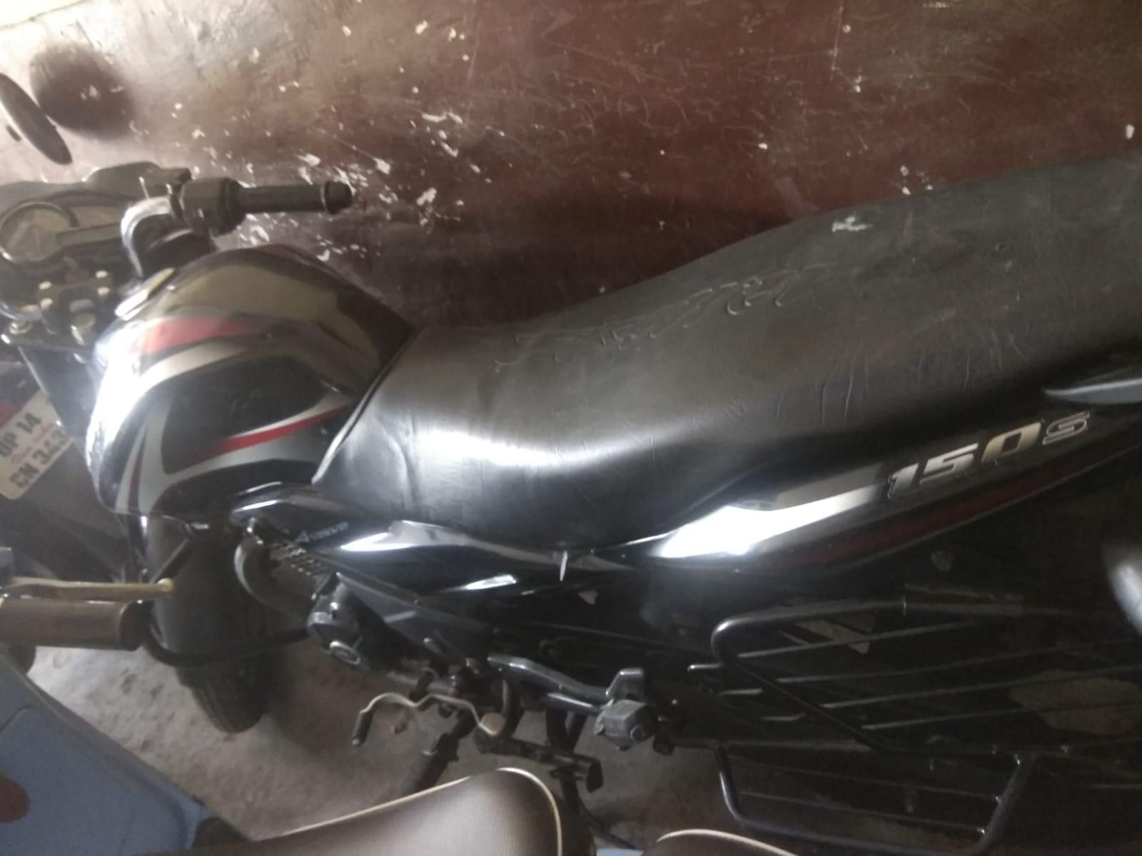 Used Bajaj Discover 150cc 2015