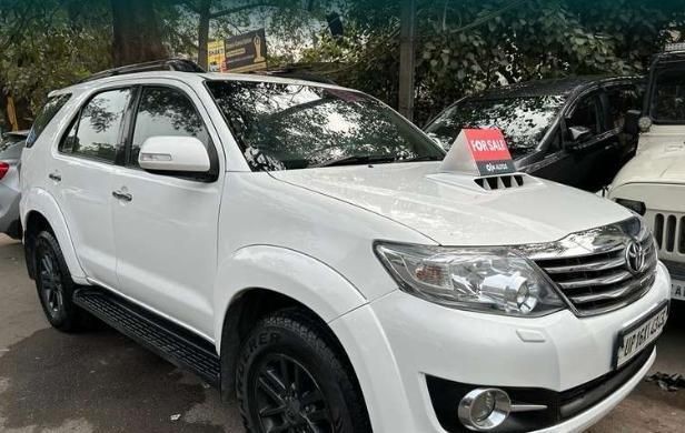 Used Toyota Fortuner 2.8 4x2 MT 2015