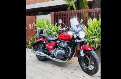 Used Royal Enfield Super Meteor 650 Astral 2023