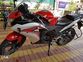Honda CBR 150R 150cc 2012