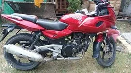 Bajaj Pulsar 220cc 2010