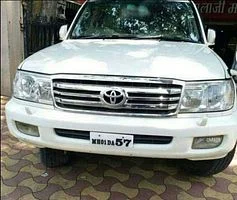 Toyota Land Cruiser LC200 VX 2001