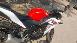 Honda CBR 150R 150cc 2014