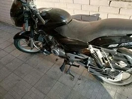 Bajaj Pulsar 150cc 2005