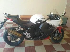 Hyosung GT250R 2015