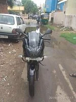 Bajaj Pulsar 220F 2015