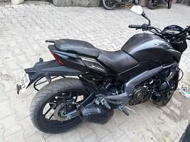 Bajaj Dominar 400 ABS 2017