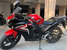 Honda CBR 150R 150cc 2016