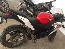 Honda CBR 150R 150cc 2015