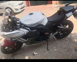 Hyosung GT650R 2016