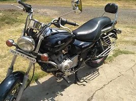 Bajaj Avenger 220cc 2012