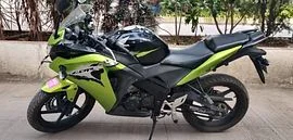 Honda CBR 150R 150cc 2012