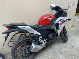 Honda CBR 150R 150cc 2013