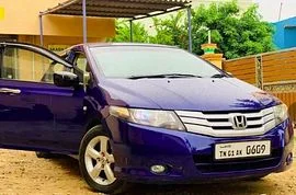 Honda City V AT Petrol 2009