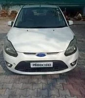 Ford Figo 1.4 TDCI TITANIUM 2010