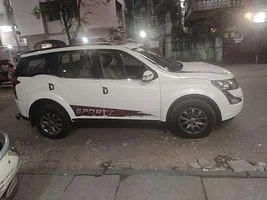 Mahindra XUV500 W10 AWD AT 2017