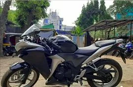 Honda CBR 250R 2011