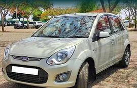 Ford Figo 1.2P TITANIUM MT 2015