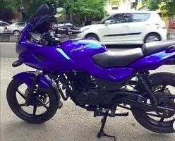 Bajaj Pulsar 220cc 2009