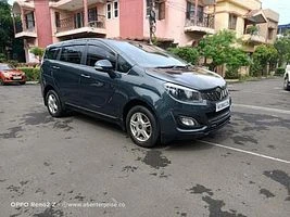 Mahindra Marazzo M6 8 STR 2018