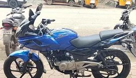 Bajaj Pulsar 220cc 2013