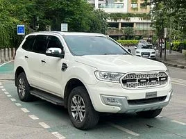 Ford Endeavour Titanium 3.2 4x4 AT 2017