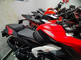 Bajaj Pulsar RS200 ABS 2022