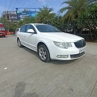 SKODA SUPERB Ambition 1.8 TSI MT 2013