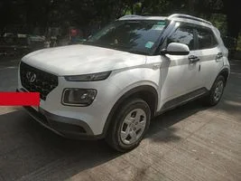 Hyundai Venue S 1.2 Petrol 2020