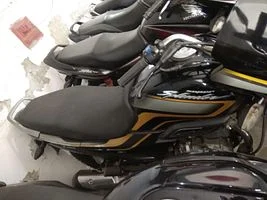Hero Super Splendor Self Drum Alloy 125cc 2022