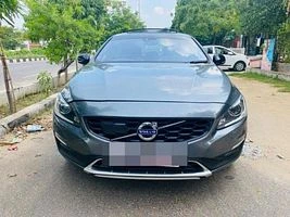 Volvo S60 Cross Country Inscription 2018