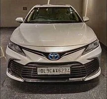 Toyota Camry HYBRID 2022