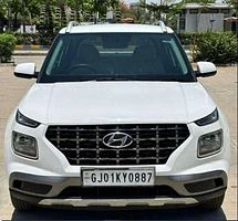 Hyundai Venue S 1.2 Petrol 2020