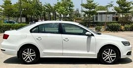 Volkswagen Jetta 2.0L TDI Highline 2013