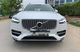 Volvo XC90 Momentum Luxury 2018