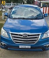 Toyota Innova 2.5 V 7 STR 2013