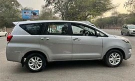 Toyota Innova Crysta 2.4 G Plus 8 STR 2018