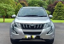 Mahindra XUV500 W10 AWD AT 2017