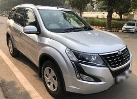 Mahindra XUV500 W4 2015