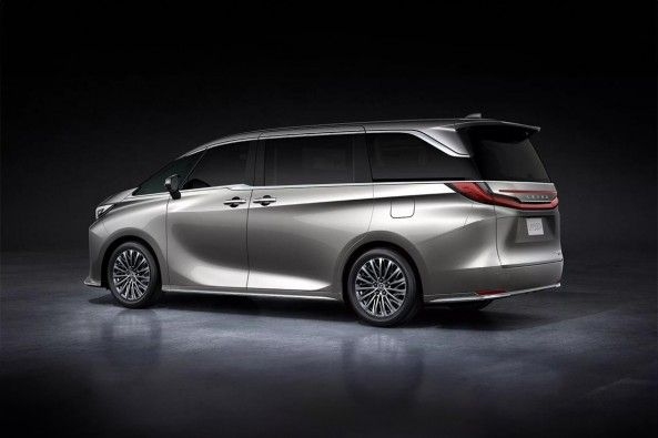 Lexus Introduces LM: Their Debut Luxury MPV for the Indian Market ...