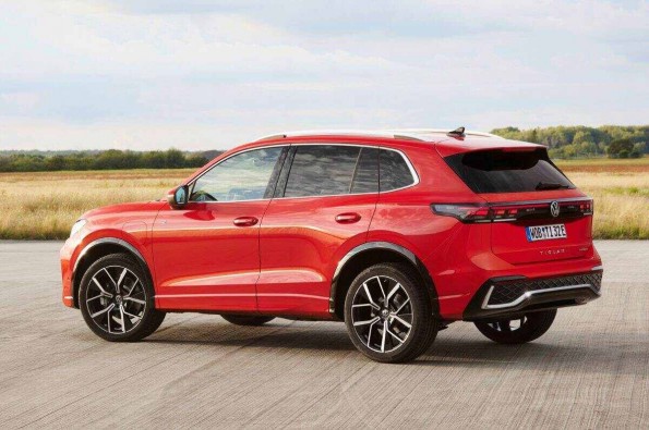 Bookings begin for 2025 Volkswagen Tiguan R-Line in India